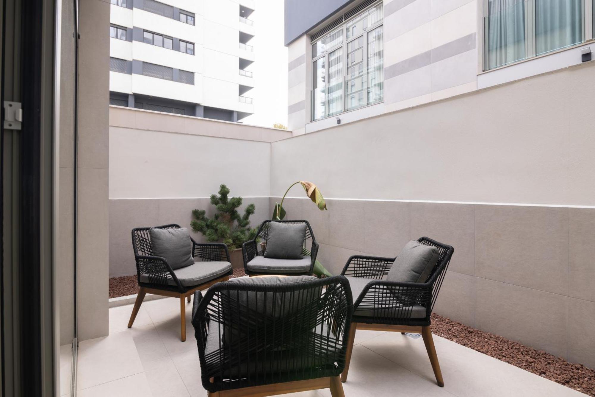 Dorm4You Arena Terraza 04 발렌시아 외부 사진