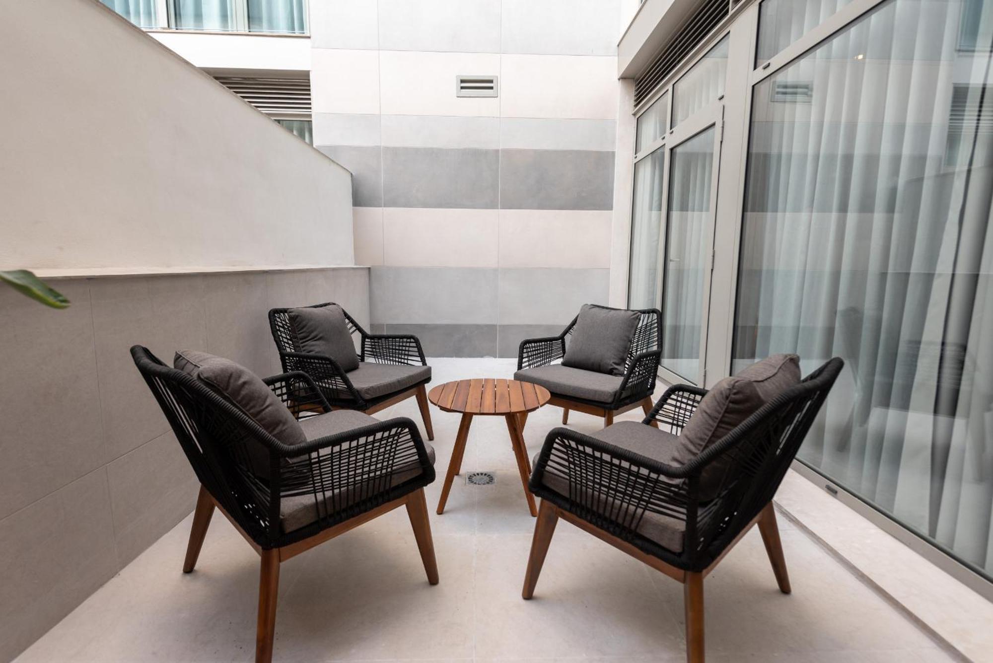 Dorm4You Arena Terraza 04 발렌시아 외부 사진